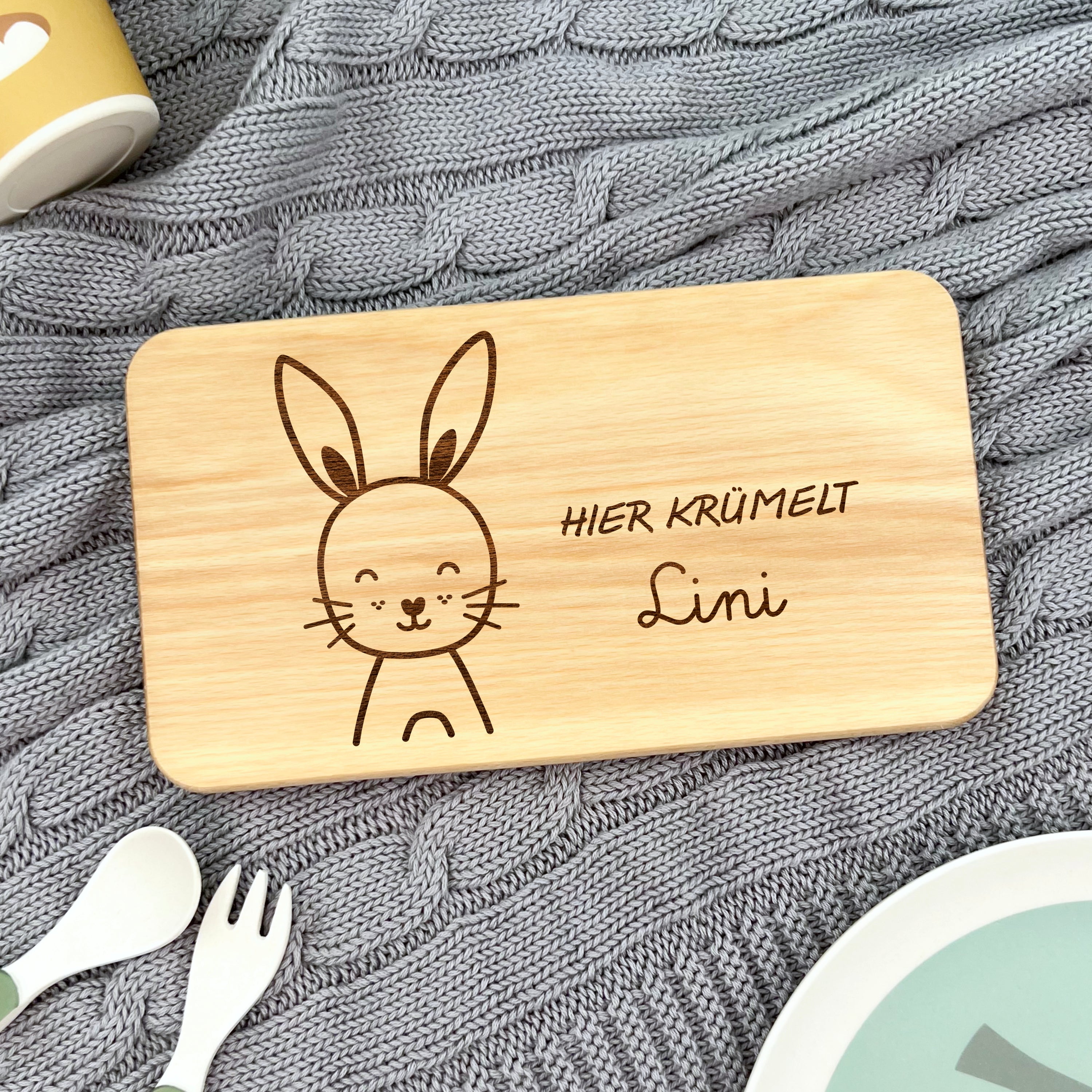Kinder-Frühstücksbrettchen mit Namen personalisiert - Hase